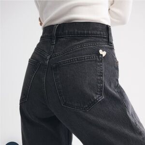 90s High-Rise relaxed Black heart embroidered Jeans curve love